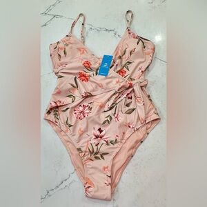 Cupshe Floral One Piece Swimsuit in Pink and Green